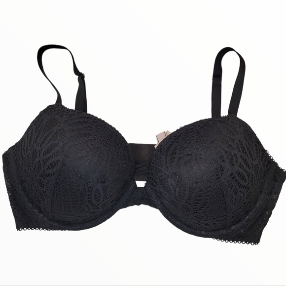 Victoria's Secret Other - Victoria's Secret Dream Angels Push Up Padded Bra Lace Strappy Size 38D Black